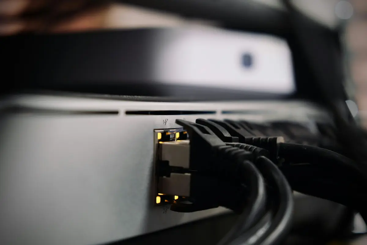 Ethernet connections on enterprise network equipment